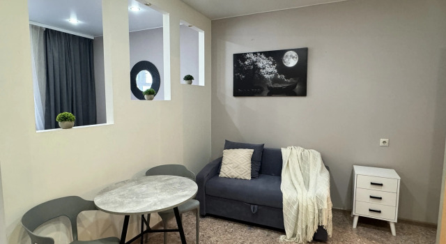 Na Ulitse Sverdlovskaya 6V Apartments, Reserva ahora Apartamento Hoteles en Krasnoyarsk con aparcamiento, Aparcamiento