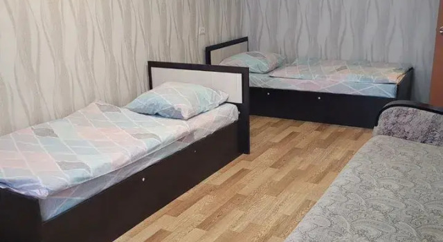 Na Prospekte Lenina 47a Apartments, Prenota Appartamento Hotel economici a Gubaha