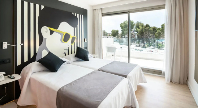 Двухместный номер Superior с балконом THB Naeco Ibiza