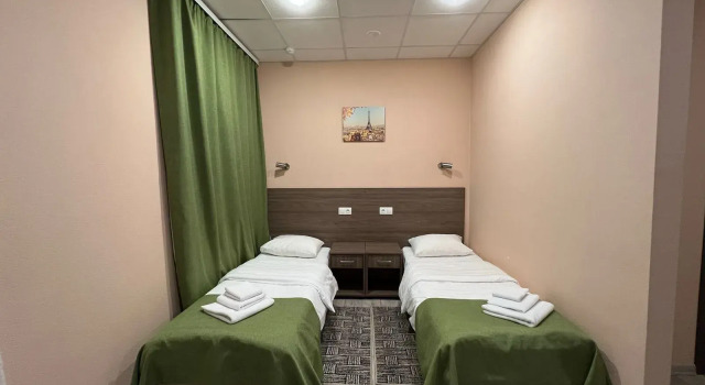 Отель Велл