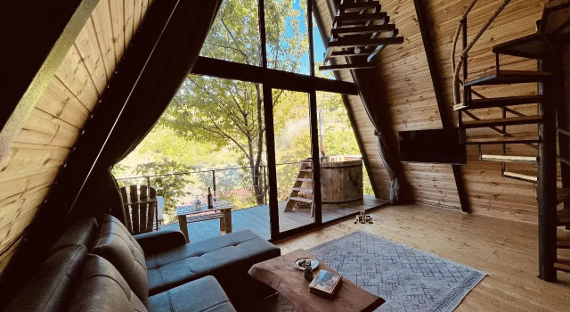 Коттедж Deluxe Chalet GreenWood Cottages Merisi
