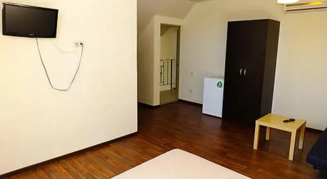Четырёхместный номер Standard Kameliya Guest House
