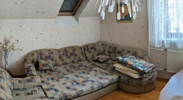 Коттедж с балконом и с красивым видом из окна Коттедж на Ярославке