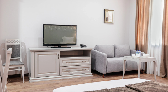 Полулюкс Charos Family Resort