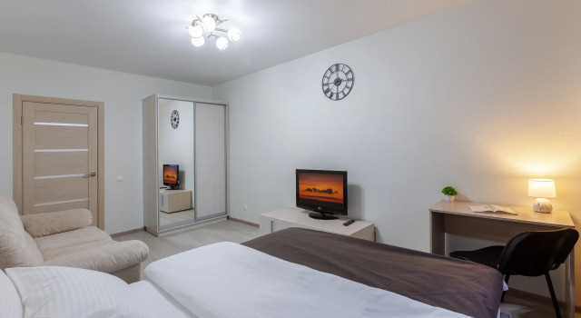 Uyutnaya 1-K V Istoricheskom Tsentre Samary Na Karla Marksa 4A Flat, Prenota Appartamento Hotel a Samara con parcheggio, Parcheggio