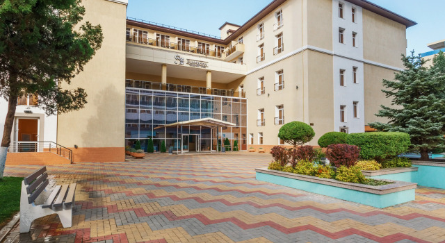 Отель Sunmarinn Resort hotel