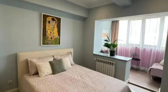 Bayhouse Na Ul. Ajmanova 140 Flat, Buchen Sie Ferienwohnung Almaty Kasachstan, in der Nähe von Alatau Metro Station