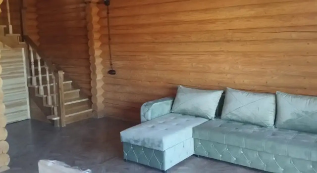 Семейный коттедж с балконом и с красивым видом из окна Частный дом Новый дом из сруба в Даргавсе