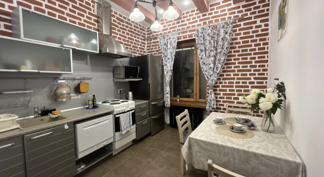 Logovo Rums Dvukhkomnatnye Shestimestnye Apartments, Prenota Appartamento Hotel a Murmansk Region con parcheggio, Parcheggio