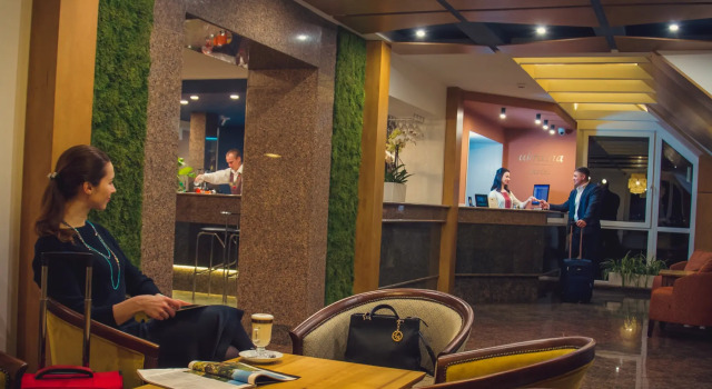 Ukraina Hotel, Book Hotel Hoteller i Tjerkasy med morgenmad, Morgenmad