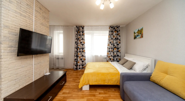 Vozle Trts Planeta 4 Spalnykh Mesta Flat, Reserva ahora Apartamento Hoteles en Krasnoyarsk con aparcamiento, Aparcamiento