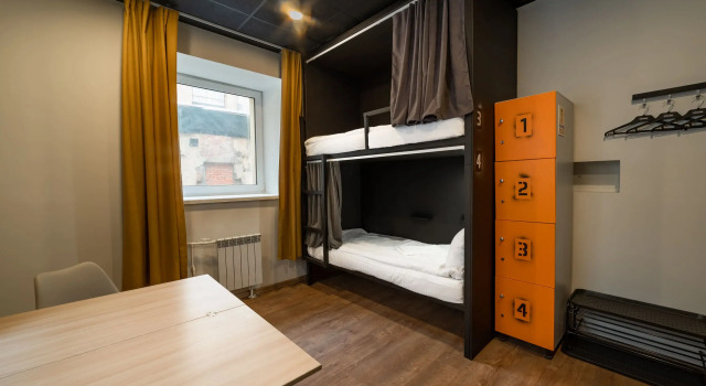 Кровать в общем номере Отель PROLOFT city hostel & rooms