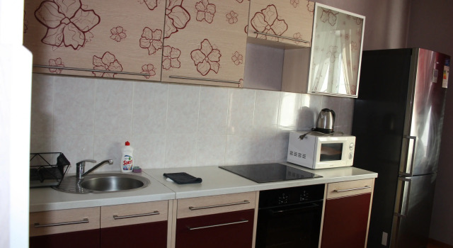 Na Altayskoy 3/1 Apartments, Rezervovat Apartmán Hotely v Altajská republika s parkováním, Parkování