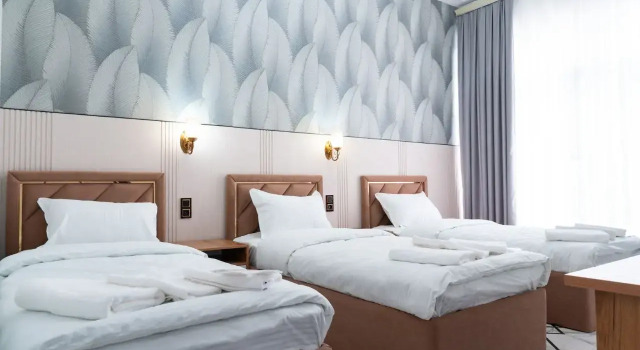Трёхместный люкс Отель Gold Star Palace