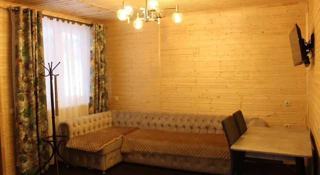 Шестиместный коттедж Premium с балконом и с красивым видом из окна База отдыха Kappusheff Family Place