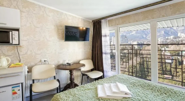 Venera M 16 Apartments, Book Apartment Yalta 
