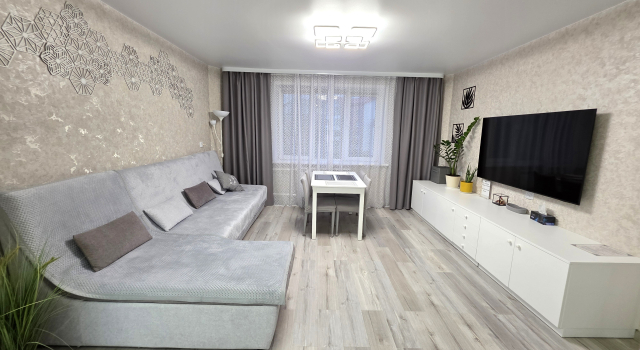 Prostornaya Kvartira V Luchshem Rayone Goroda Flat, Buchen Sie Ferienwohnung Juschno-Sachalinsk Oblast Sachalin