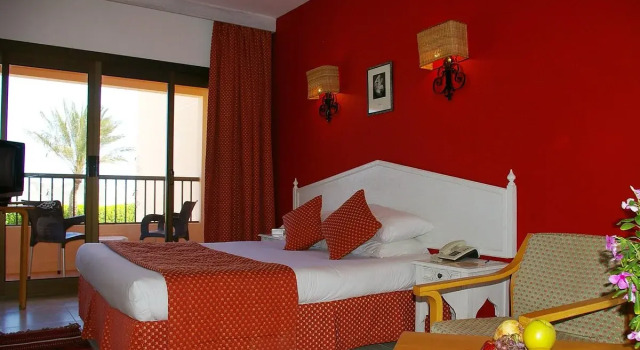 Номер Standard с видом на море Курортный отель Flamenco Beach and Resort