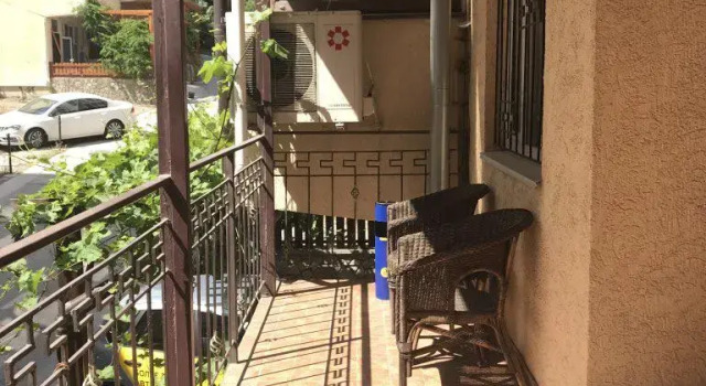 Vozle Morya Elling Lodging house, Boek Hostel Hostels in Jalta, Hostel