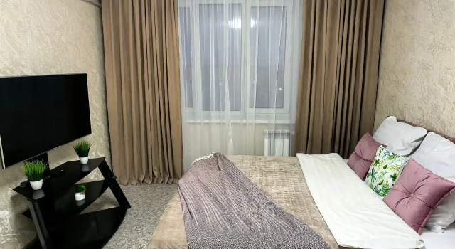 S Konditsionerom V Novom Dome V Yuzhnoy Chasti Goroda Flat, Prenota Appartamento Tambov 
