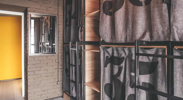 Капсула Женская Hide Hostel
