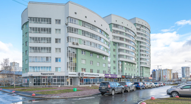 Студия Квартира Просторная и современная студия рядом с метро