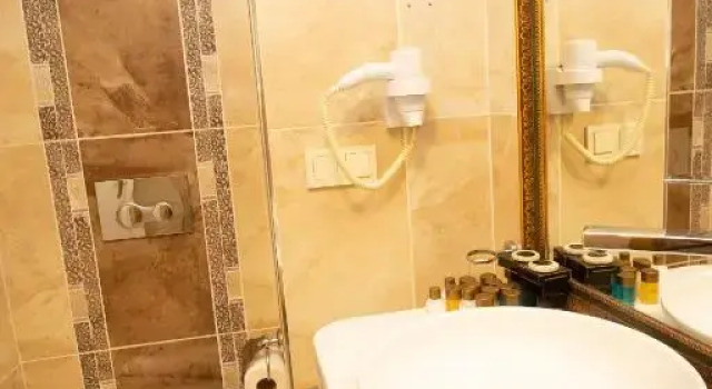 Семейный люкс Empire Suite Hotel