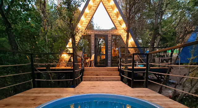 A-Frame Утёс с видом на море Глэмпинг Очаг