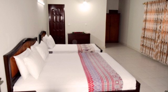 Mashwani Guest House, Prenota Affittacamere Hotel a Karachi con parcheggio, Parcheggio