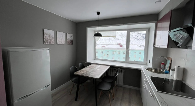 V Samom Tsentre Dlya 4-Kh Gostey Flat, Book Apartment Kirovsk Murmansk Region