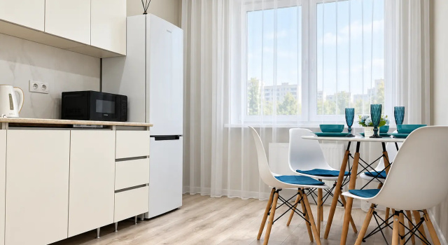 1-k Kvartira 4-h Mestnaya ot Romlex v Novom Dome, v Blizi Akvaparka Leto-Leto, Centr, Buchen Sie Ferienwohnung Hotels in Tyumen Region mit Parkplatz, Parkplätze