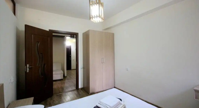 RentInnYerevan Saryan 40 street Apartments, Prenota Appartamento Erevan Armenia