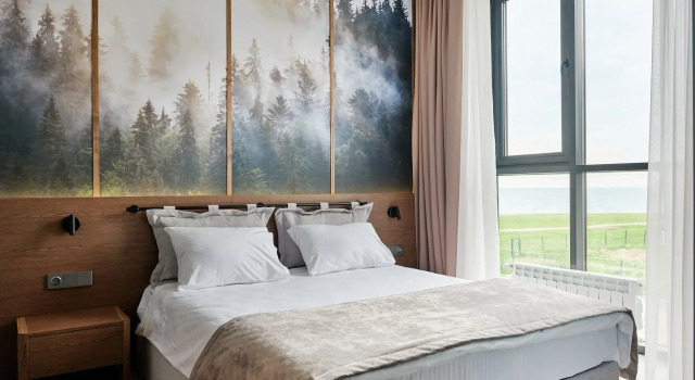 Номер Standard с красивым видом из окна Wind Lake