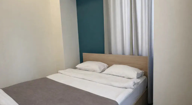 Camera quadrupla familiare Standard con vista sul cortile Amiryan by Armani hotels collection