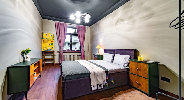 ApartMe U Kremlya Flat, Prenota Appartamento Hotel economici a Pskov Region