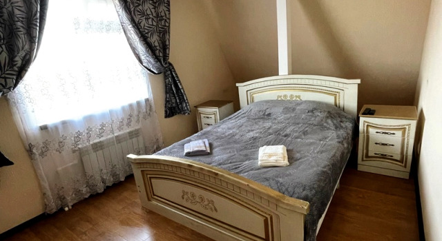 Четырёхместный люкс с красивым видом из окна База отдыха Подкова счастья
