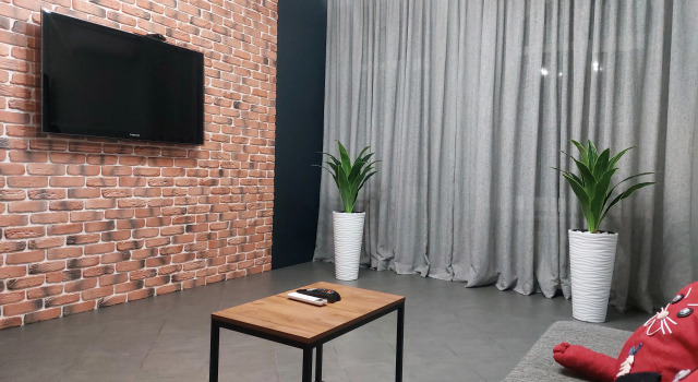 Апартаменты LOFT Apartments 2 bedroom, Забронировать Апартаменты/квартира Отели в центре Каменск-Шахтинского, в центре