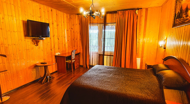 Baza Otdykha Family House, Book Turistbase Hoteller i Golden Ring med parkering, Parkering