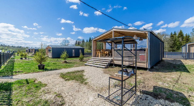 Kottedzhi Sova Skazka Vest 1 Guest House