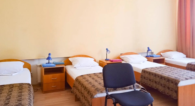 Кровать в общем номере (женский номер) Мини-отель Smart Hotel Омск