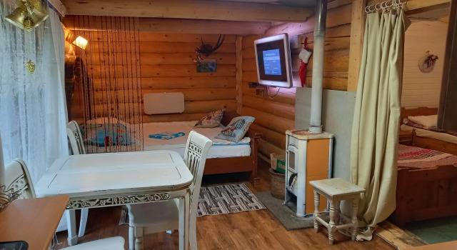 Guest House Eco-Residency Troiza, Boek Pension Hotels in Central Russia met zwembad, Zwembad