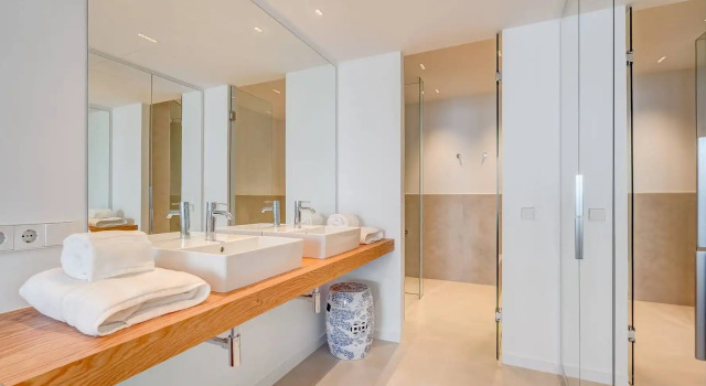 Люкс с 2 комнатами с балконом и с красивым видом из окна Апартаменты Penthouse Aquasuites