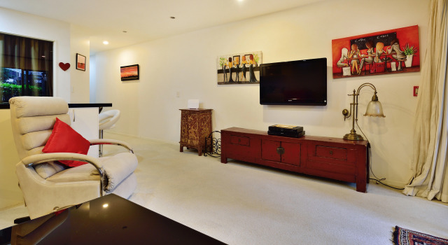 Апартаменты Best Located Two Bedroom in Auckland