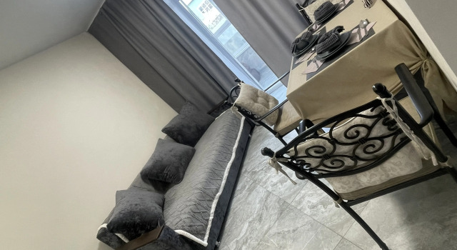 Uyutnaya Yevrodvushka V Novom Zhk Flat, Prenota Appartamento Hotel a Central Russia con parcheggio, Parcheggio