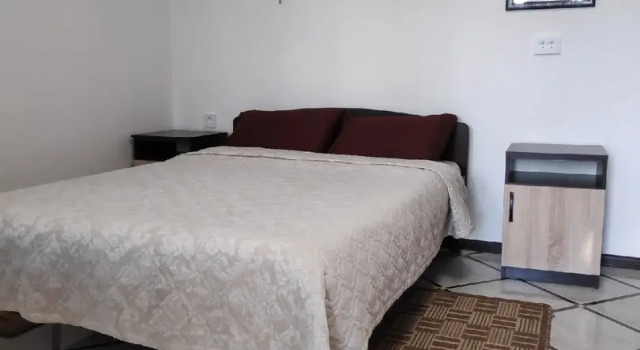 Четырёхместный номер Comfort Меблированные комнаты У Чижика