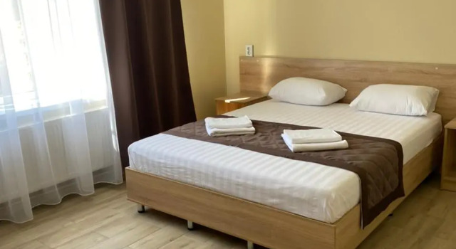 Grin Hotel, Prenota Hotel Lobnja Oblast' di Mosca