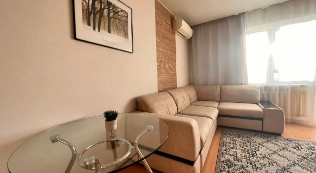 Voyazh prostornaya i svetlaya 2-k kvartira v tsentre Tyumeni Apartments, Réserver Appartement Hôtels à Tyumen Region avec parking, Parking