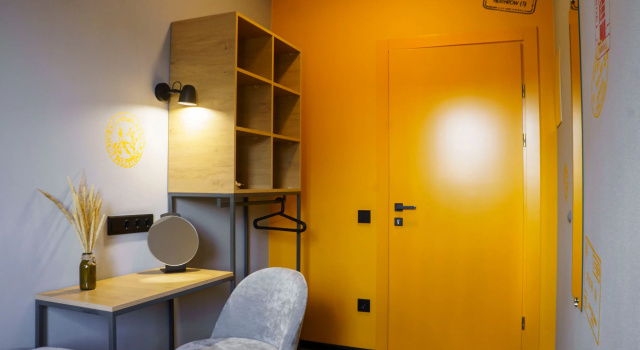 Einzel Zimmer Friday Center