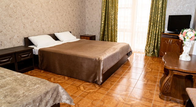 Трёхместный номер Deluxe с балконом и с красивым видом из окна Отель Националь