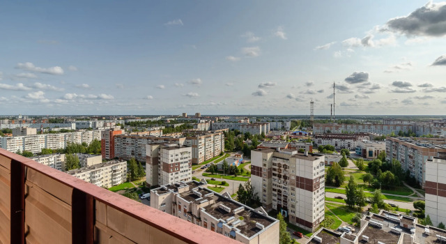 Pskov City Mikhailovskaia 1 Flat, Rezerwuj Apartament Hotele w Obwód pskowski z parkingiem, Parking